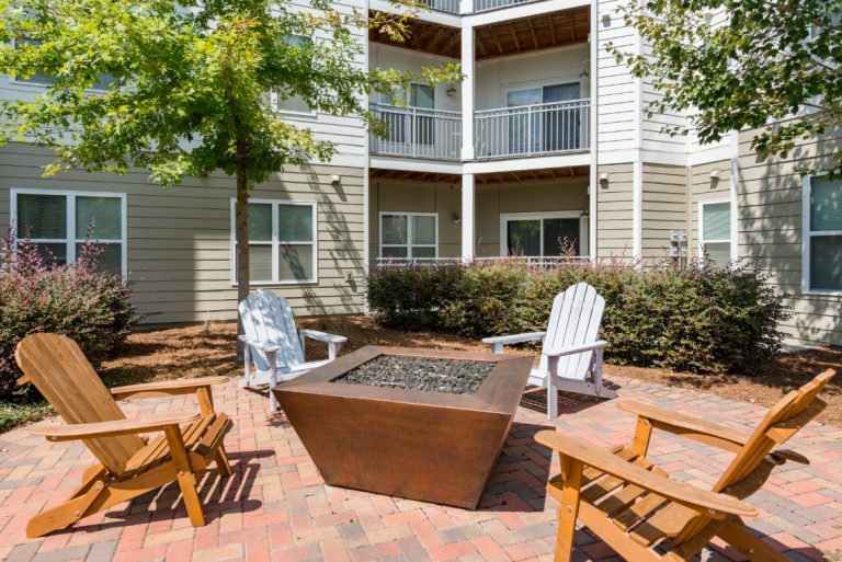 monarch 301 fire pit