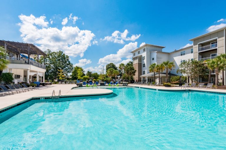 monarch 301 pool 05